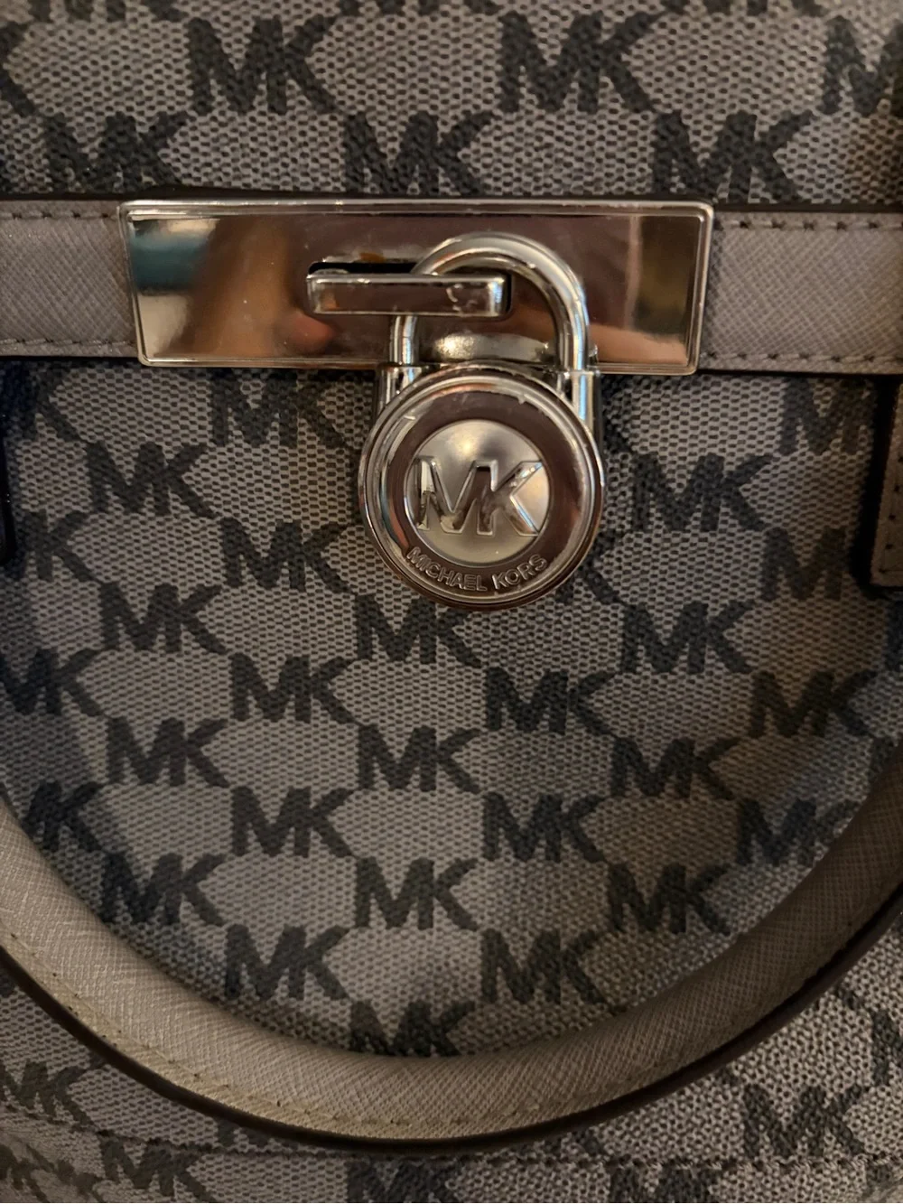 Michael Kors Hamilton Satchel Tote Shoulder Bag.